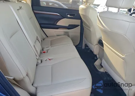 2018 Toyota Highlander Limited z USA, uszkodzony, nr VIN 5TDDZRFH8JS871896